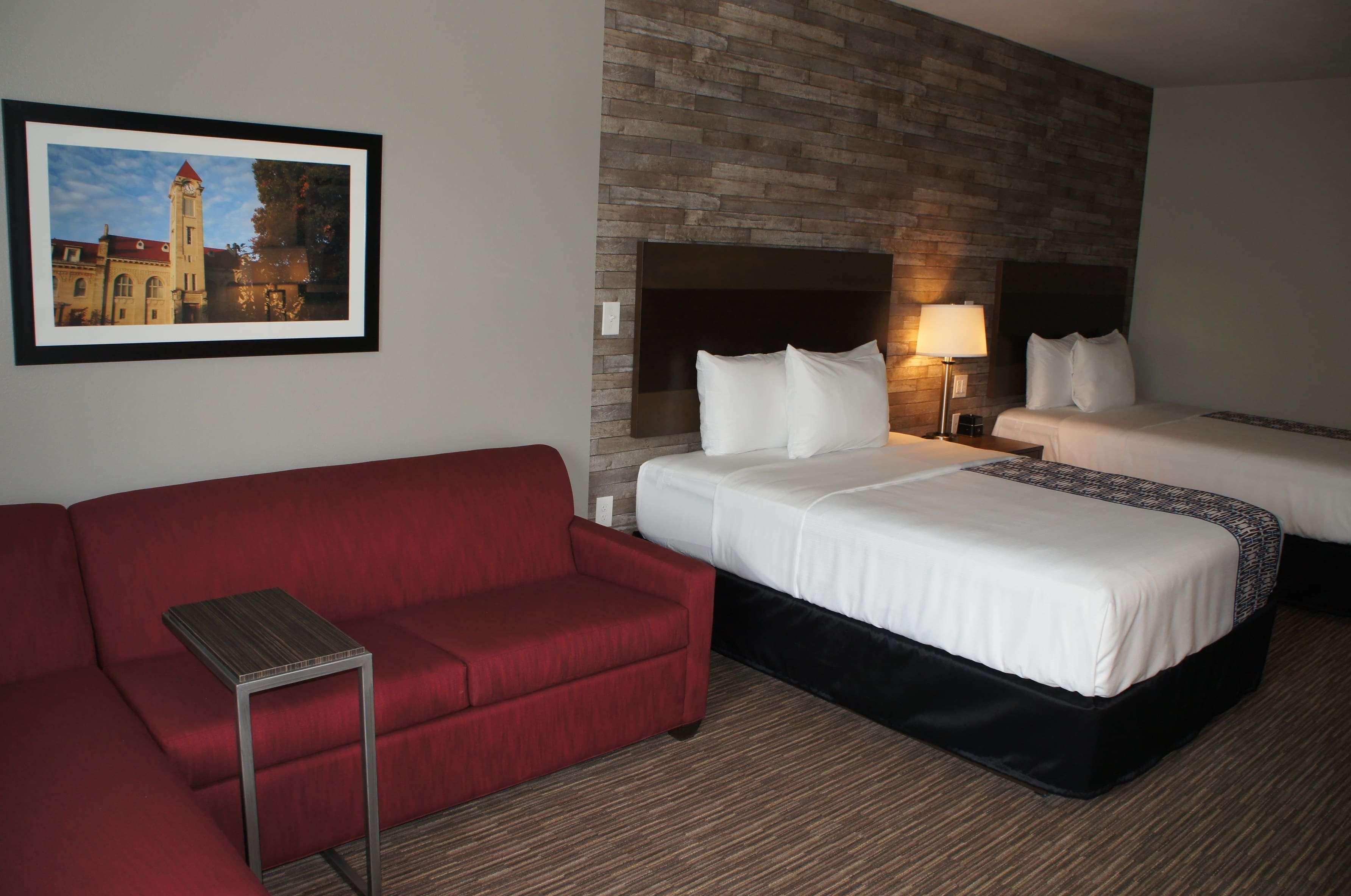 La Quinta Inn And Suites By Wyndham Μπλούμινγκτον Εξωτερικό φωτογραφία