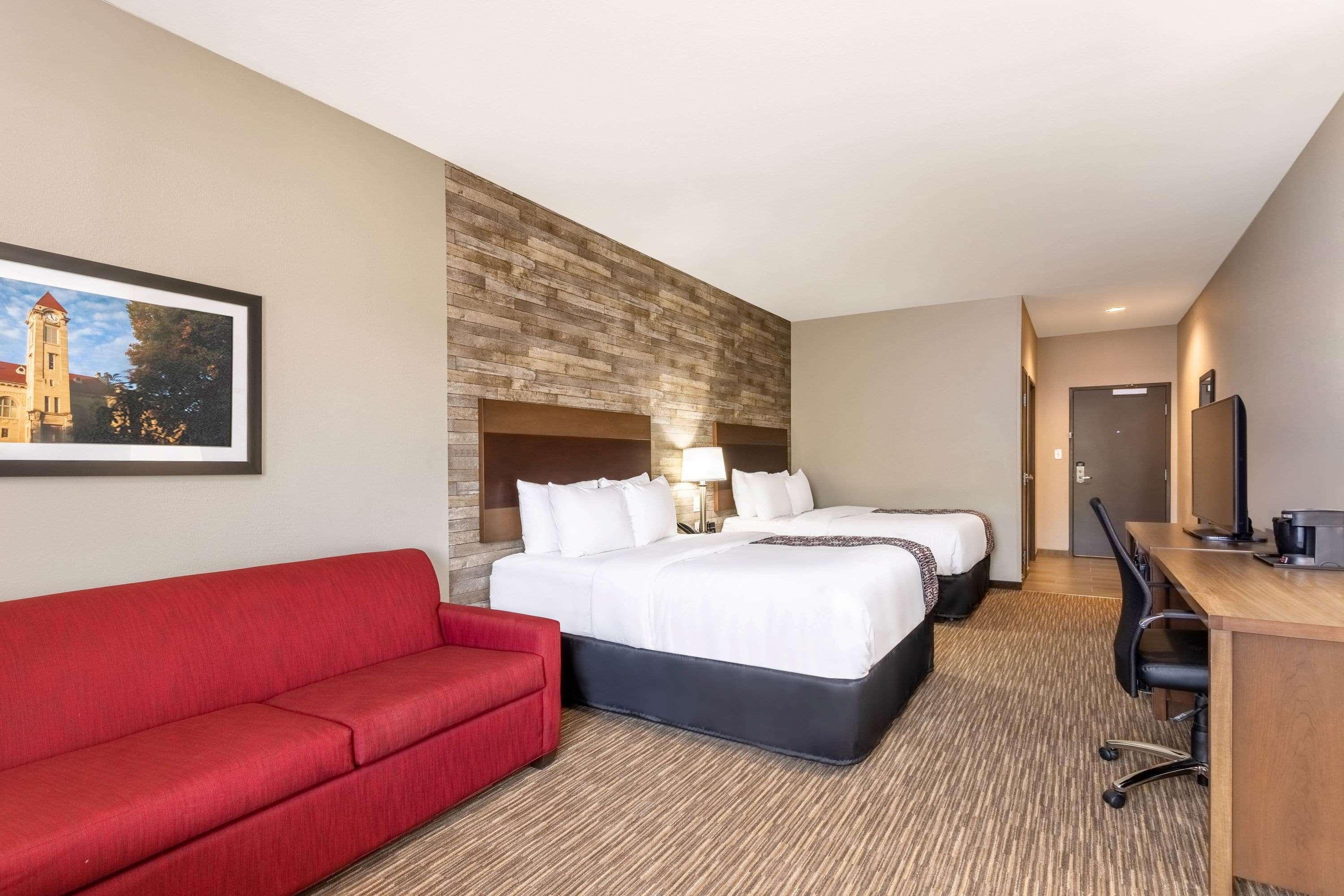 La Quinta Inn And Suites By Wyndham Μπλούμινγκτον Εξωτερικό φωτογραφία