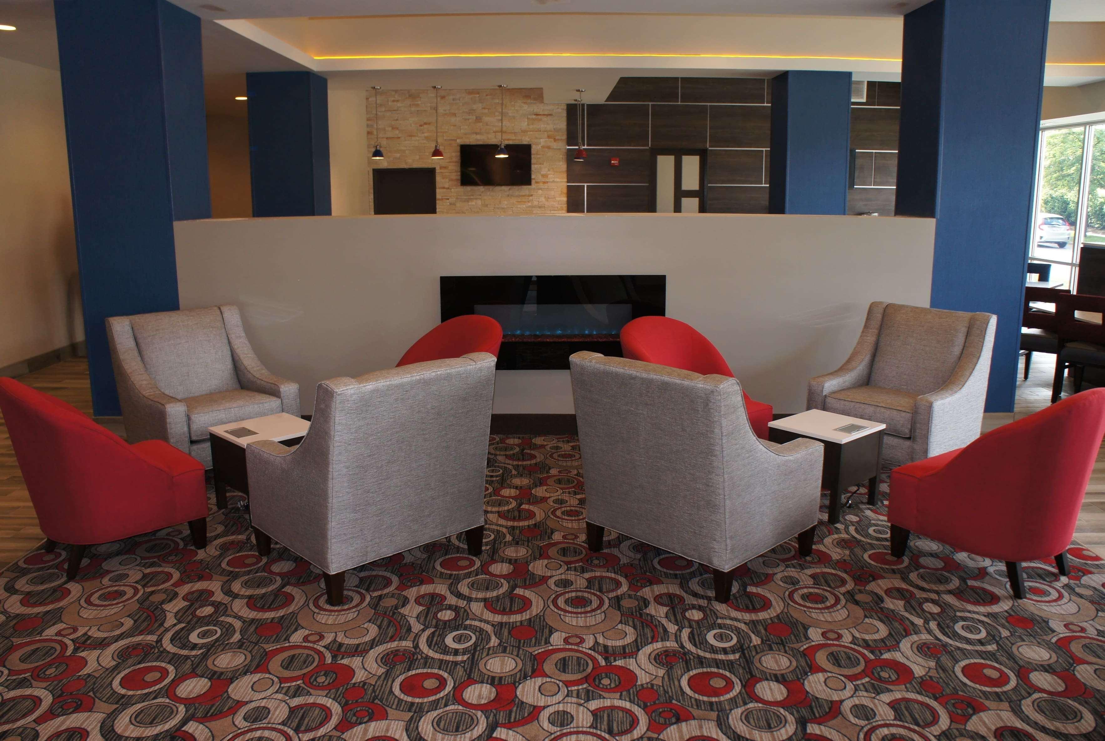 La Quinta Inn And Suites By Wyndham Μπλούμινγκτον Εξωτερικό φωτογραφία